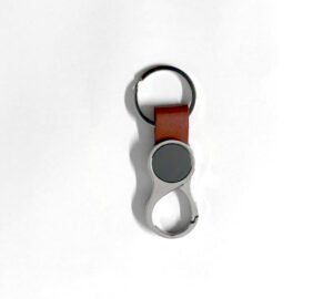 Buckle Keychain with Strap and Metal Round TGKEY001